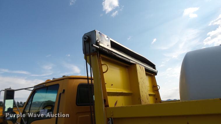 image for item DA1129 1998 Ford LT9501 Louisville 101 dump truck
