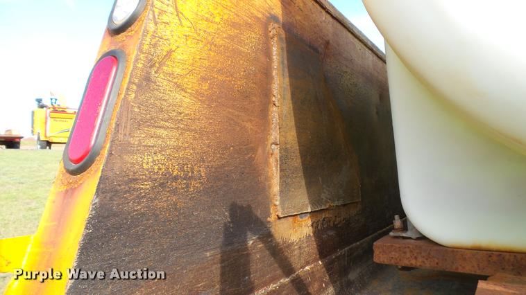 image for item DA1129 1998 Ford LT9501 Louisville 101 dump truck