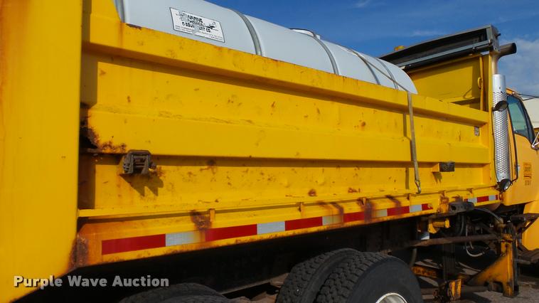 image for item DA1129 1998 Ford LT9501 Louisville 101 dump truck