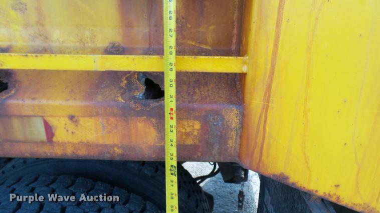 image for item DA1129 1998 Ford LT9501 Louisville 101 dump truck