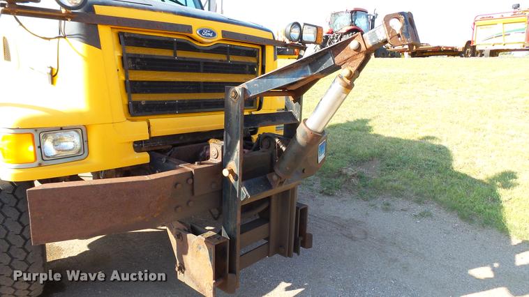 image for item DA1129 1998 Ford LT9501 Louisville 101 dump truck