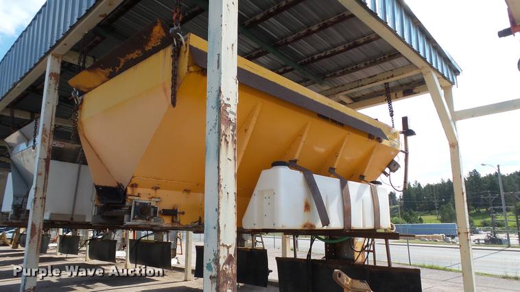 image for item DA1129 1998 Ford LT9501 Louisville 101 dump truck