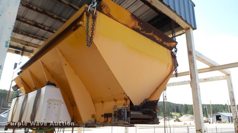 image for item DA1129 1998 Ford LT9501 Louisville 101 dump truck