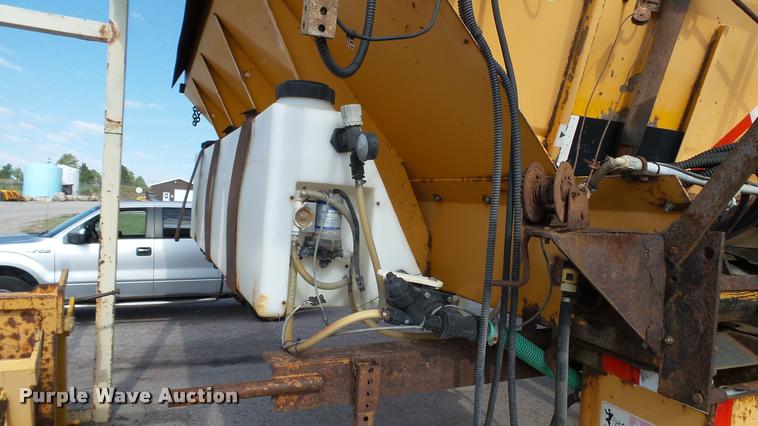 image for item DA1129 1998 Ford LT9501 Louisville 101 dump truck