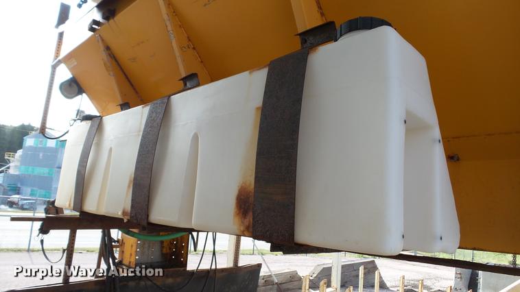 image for item DA1129 1998 Ford LT9501 Louisville 101 dump truck