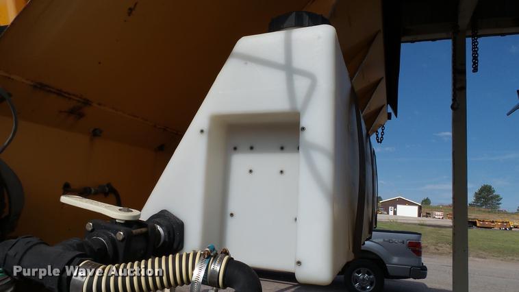 image for item DA1129 1998 Ford LT9501 Louisville 101 dump truck