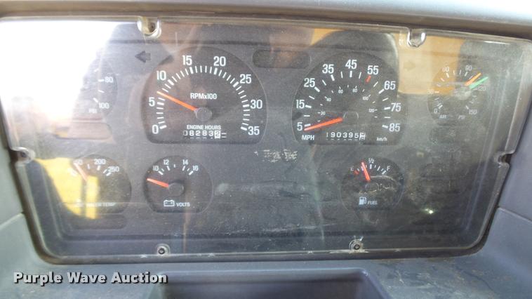 image for item DA1130 2000 Sterling L9500 dump truck