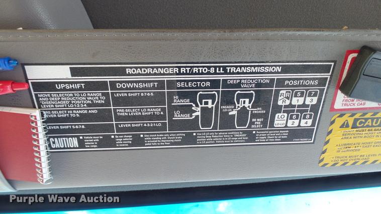 image for item DA1130 2000 Sterling L9500 dump truck