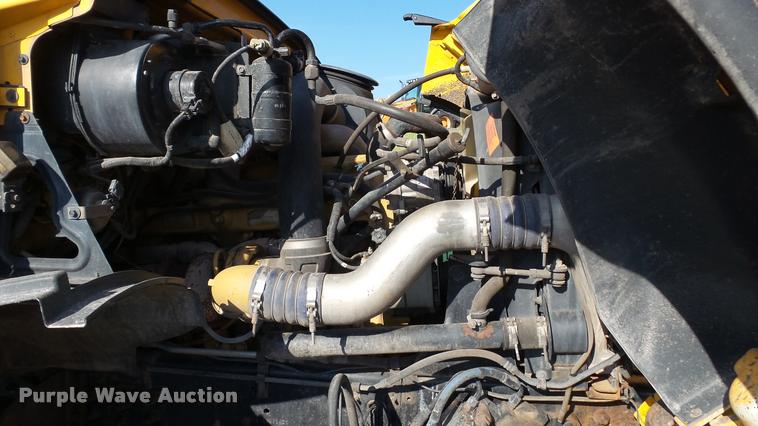 image for item DA1130 2000 Sterling L9500 dump truck