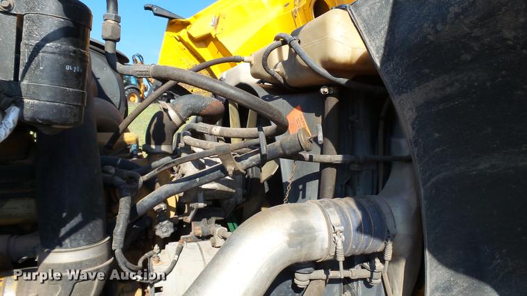 image for item DA1130 2000 Sterling L9500 dump truck