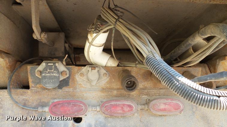 image for item DA1130 2000 Sterling L9500 dump truck