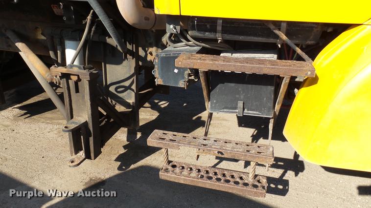 image for item DA1130 2000 Sterling L9500 dump truck