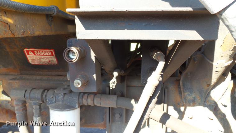 image for item DA1130 2000 Sterling L9500 dump truck