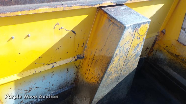 image for item DA1130 2000 Sterling L9500 dump truck