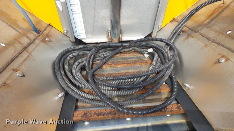 image for item DA1130 2000 Sterling L9500 dump truck