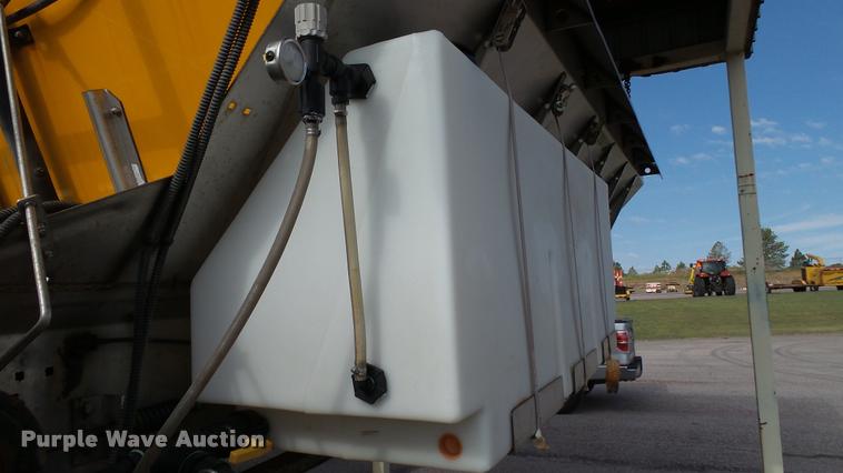 image for item DA1130 2000 Sterling L9500 dump truck