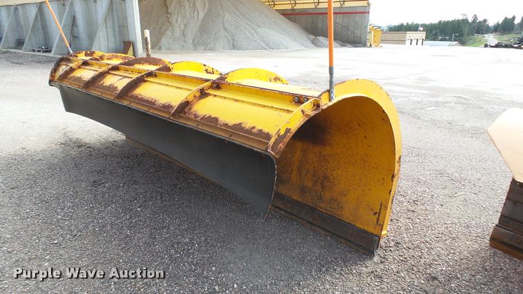 image for item DA1130 2000 Sterling L9500 dump truck