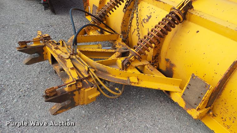 image for item DA1130 2000 Sterling L9500 dump truck