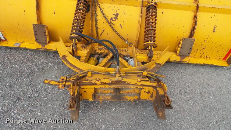 image for item DA1130 2000 Sterling L9500 dump truck