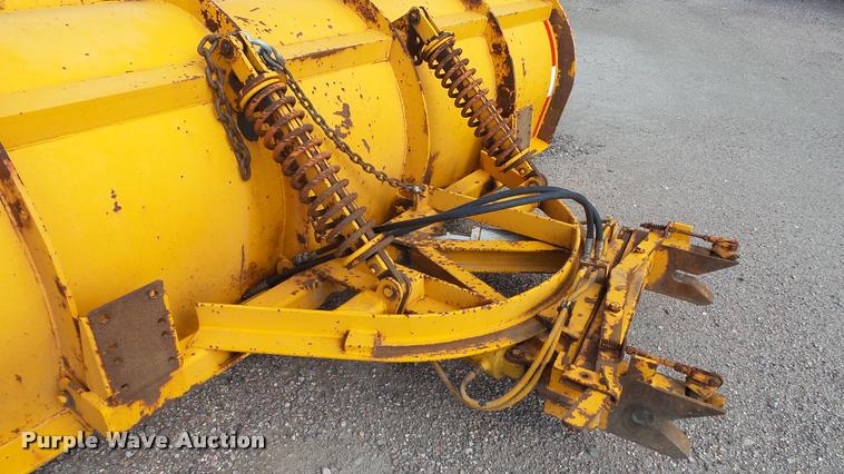 image for item DA1130 2000 Sterling L9500 dump truck