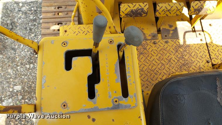 image for item DA1132 1974 Caterpillar 931 loader