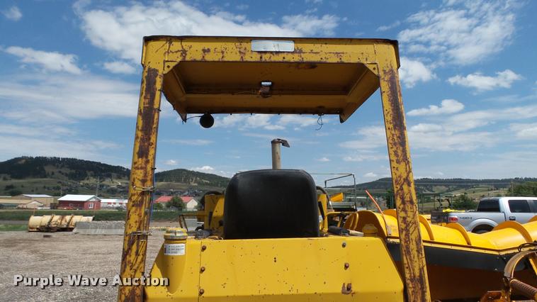 image for item DA1132 1974 Caterpillar 931 loader