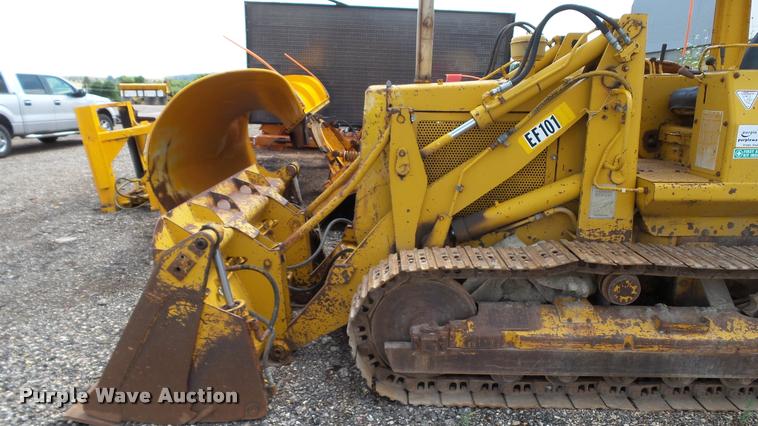 image for item DA1132 1974 Caterpillar 931 loader