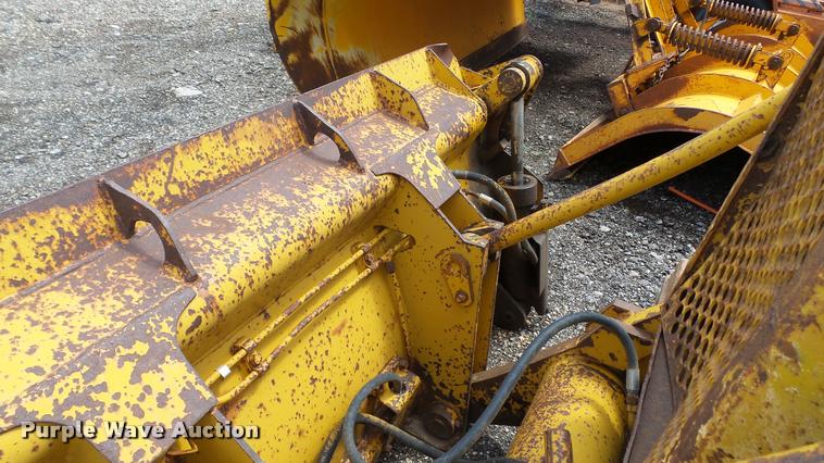 image for item DA1132 1974 Caterpillar 931 loader