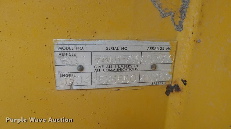 image for item DA1132 1974 Caterpillar 931 loader