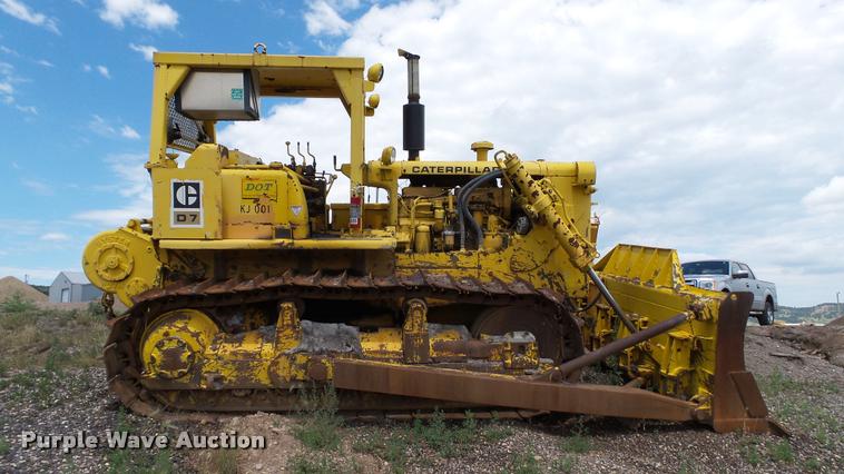 image for item DA1135 1966 Caterpillar D7E dozer