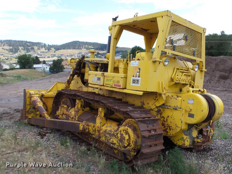 image for item DA1135 1966 Caterpillar D7E dozer