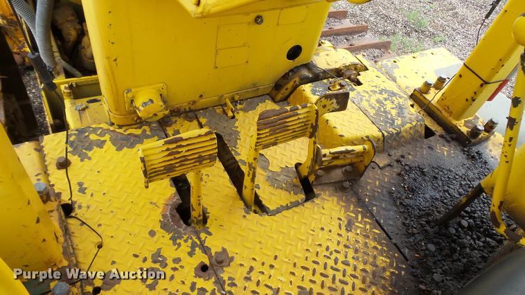 image for item DA1135 1966 Caterpillar D7E dozer