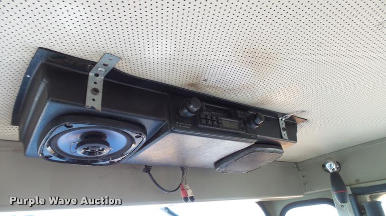 image for item DA1139 1998 Oshkosh P2346 plow/spreader truck