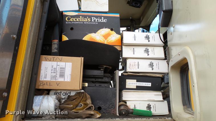 image for item DA1139 1998 Oshkosh P2346 plow/spreader truck