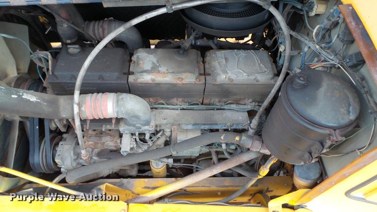 image for item DA1139 1998 Oshkosh P2346 plow/spreader truck