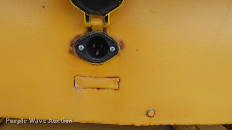 image for item DA1139 1998 Oshkosh P2346 plow/spreader truck