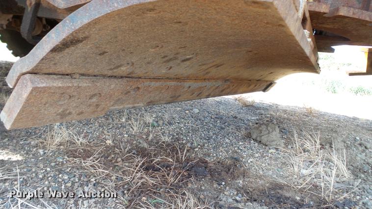 image for item DA1139 1998 Oshkosh P2346 plow/spreader truck