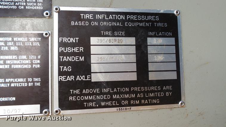 image for item DA1139 1998 Oshkosh P2346 plow/spreader truck