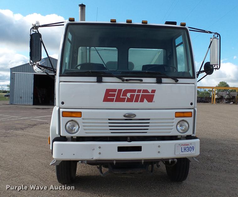 image for item DA1140 2006 Elgin Eagle Series F street sweeper