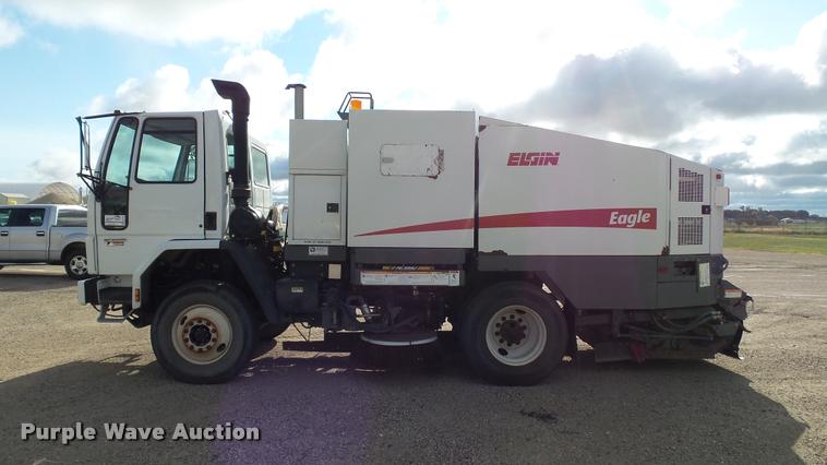 image for item DA1140 2006 Elgin Eagle Series F street sweeper