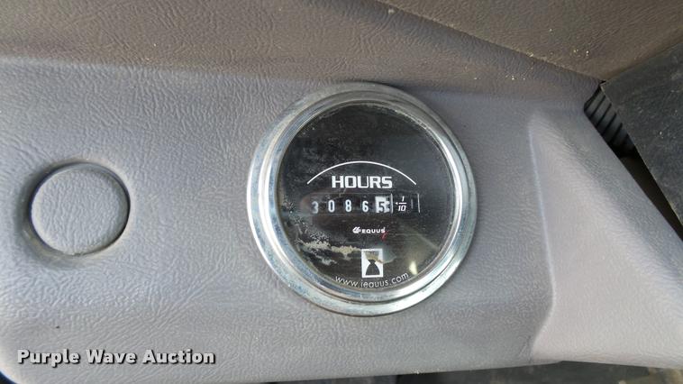 image for item DA1140 2006 Elgin Eagle Series F street sweeper