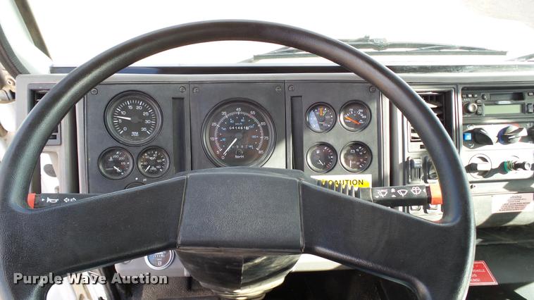 image for item DA1140 2006 Elgin Eagle Series F street sweeper