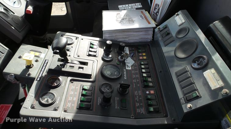 image for item DA1140 2006 Elgin Eagle Series F street sweeper