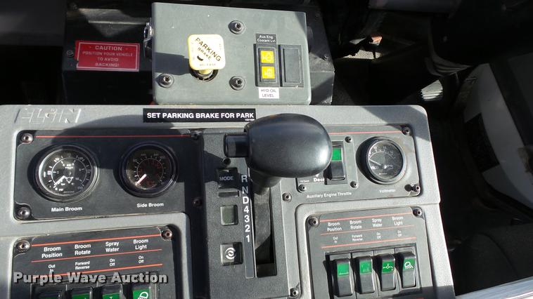 image for item DA1140 2006 Elgin Eagle Series F street sweeper