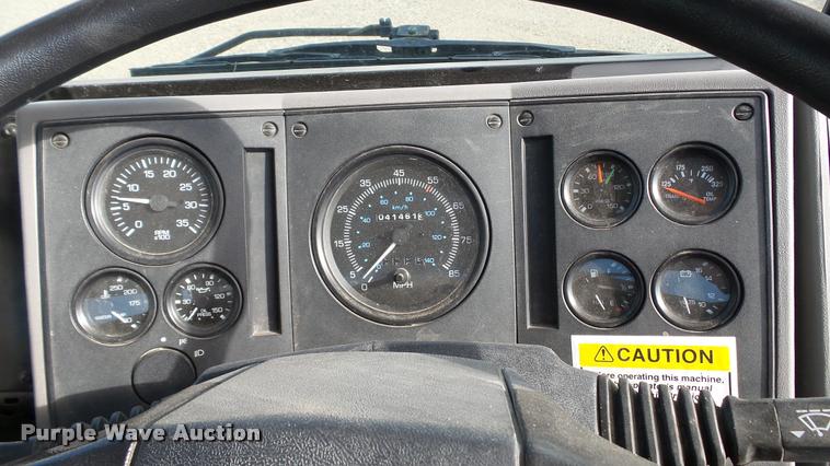 image for item DA1140 2006 Elgin Eagle Series F street sweeper