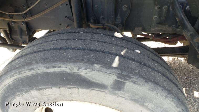 image for item DA1140 2006 Elgin Eagle Series F street sweeper