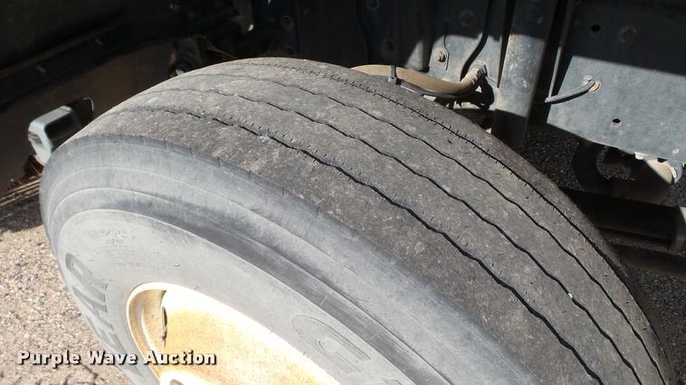 image for item DA1140 2006 Elgin Eagle Series F street sweeper