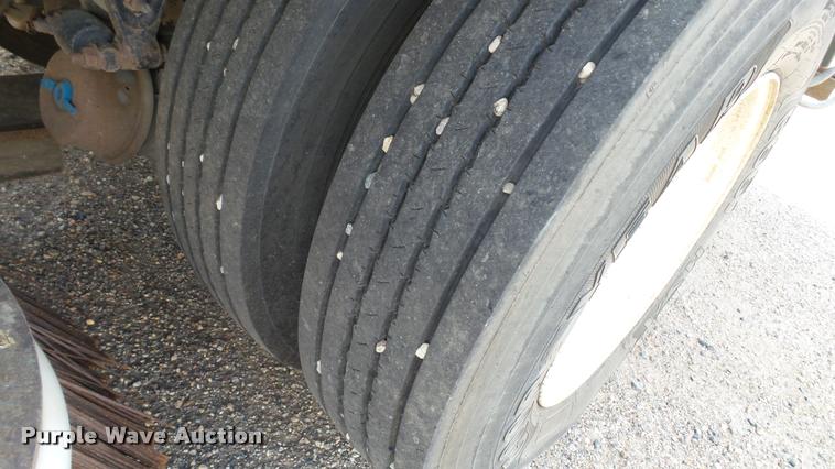 image for item DA1140 2006 Elgin Eagle Series F street sweeper