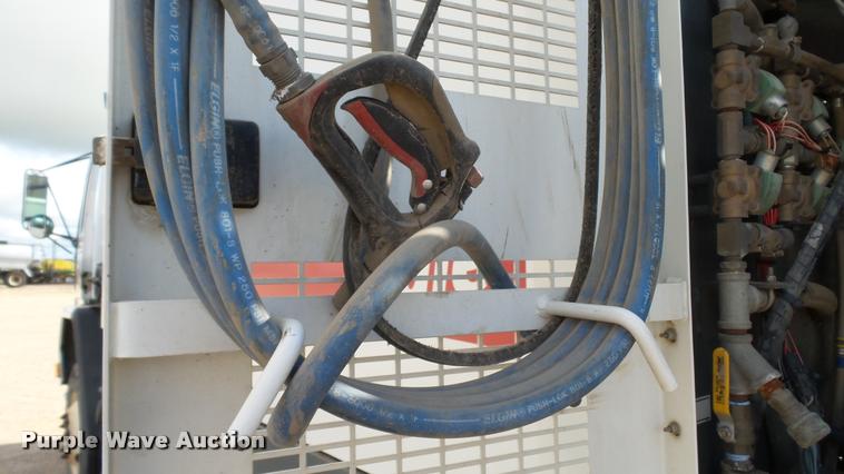 image for item DA1140 2006 Elgin Eagle Series F street sweeper