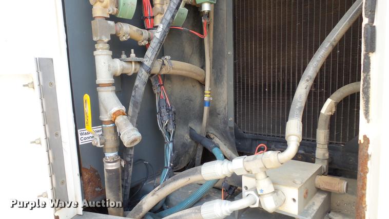 image for item DA1140 2006 Elgin Eagle Series F street sweeper